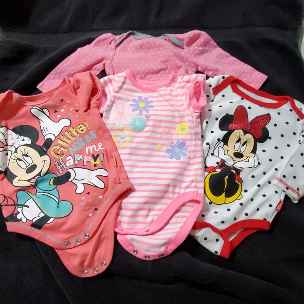 4 bodysuits